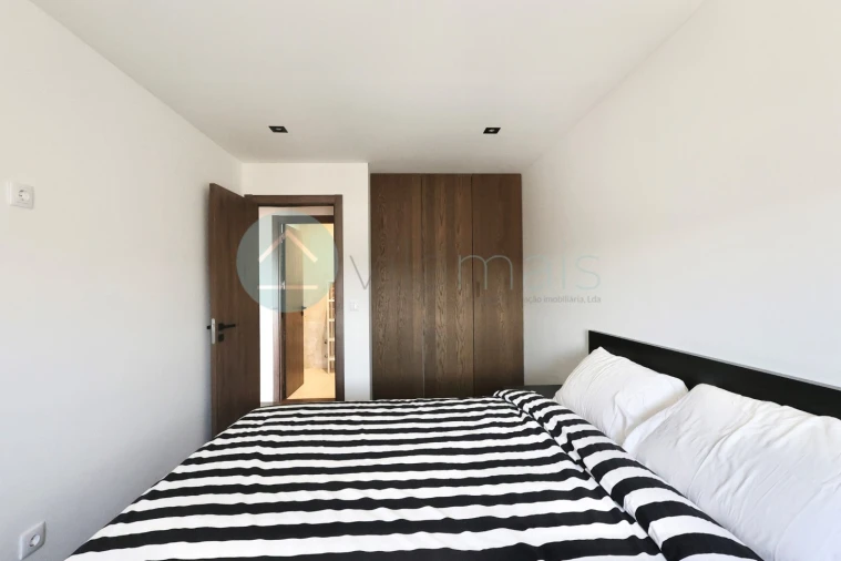 Apartamento T4 para Venda em São Mamede de Infesta e Senhora da Hora Foto 27