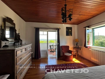 Moradia T7 para Venda em Serra e Junceira