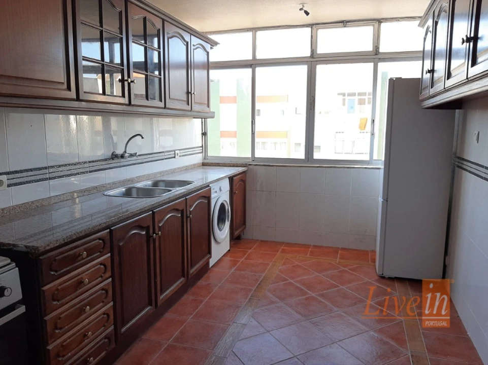 Apartamento T2 para Venda em Cacém e São Marcos Foto 2