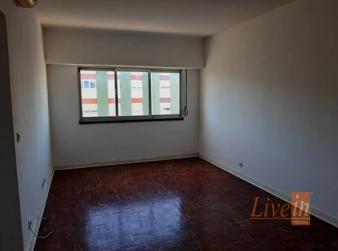 Apartamento T2 para Venda em Cacém e São Marcos Foto 4