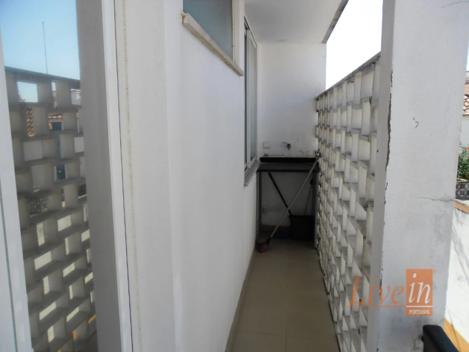 Apartamento T1 para Arrendamento em Ericeira Foto 10