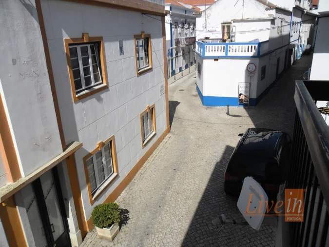 Apartamento T1 para Arrendamento em Ericeira Foto 2