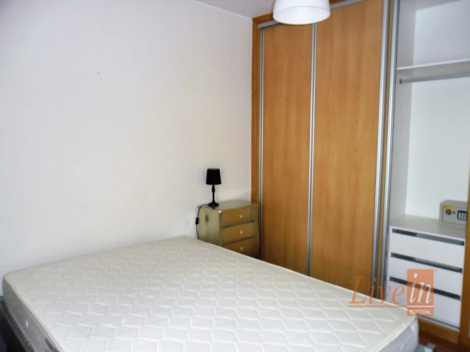 Apartamento T1 para Arrendamento em Ericeira Foto 5