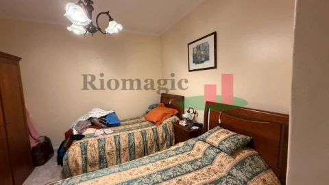 Apartamento T2 para Venda em Alcanena e Vila Moreira