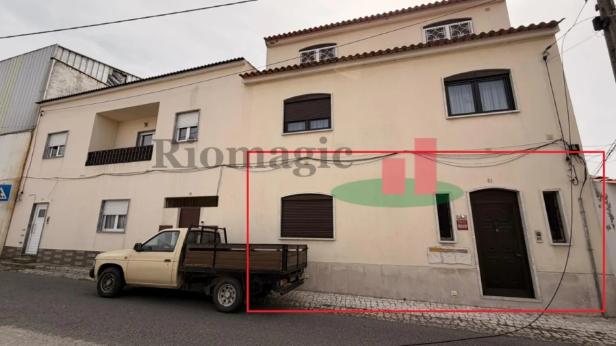 Apartamento T2 para Venda em Alcanena e Vila Moreira