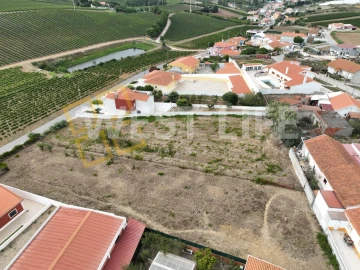 Terreno para Venda em Freiria