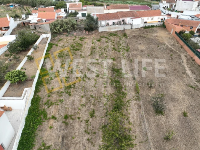 Terreno para Venda em Freiria Foto 4