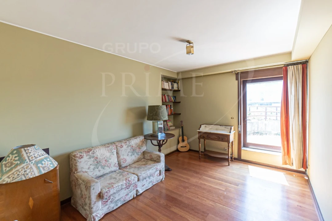 Apartamento T4 para Venda em Ramalde Foto 19