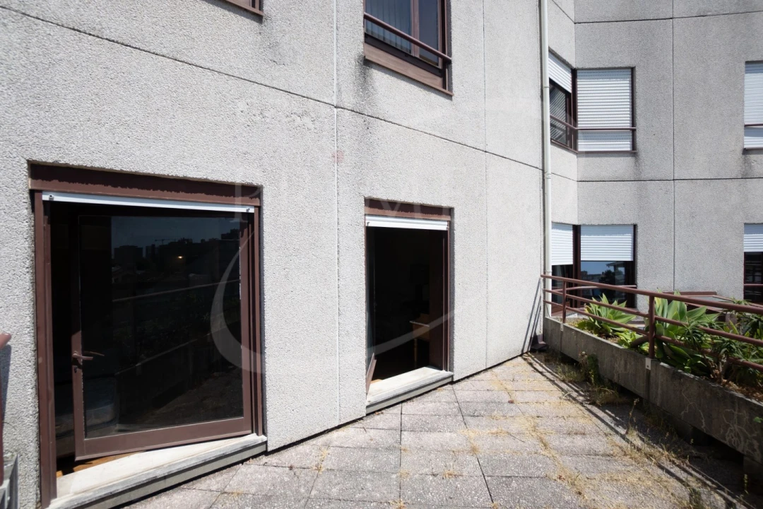 Apartamento T4 para Venda em Ramalde Foto 22