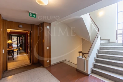 Apartamento T4 para Venda em Ramalde