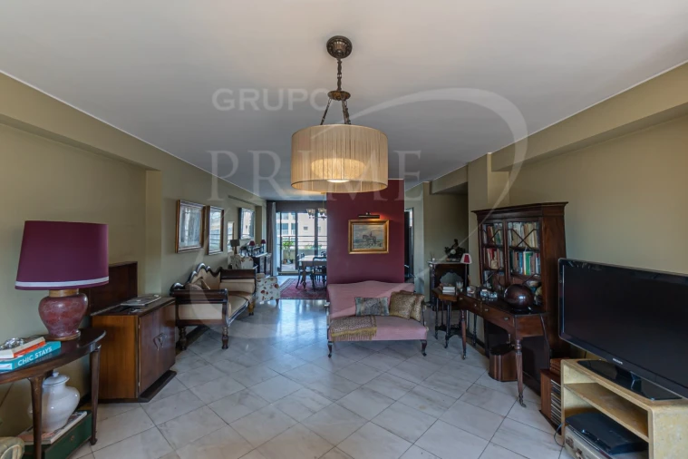 Apartamento T4 para Venda em Ramalde Foto 2
