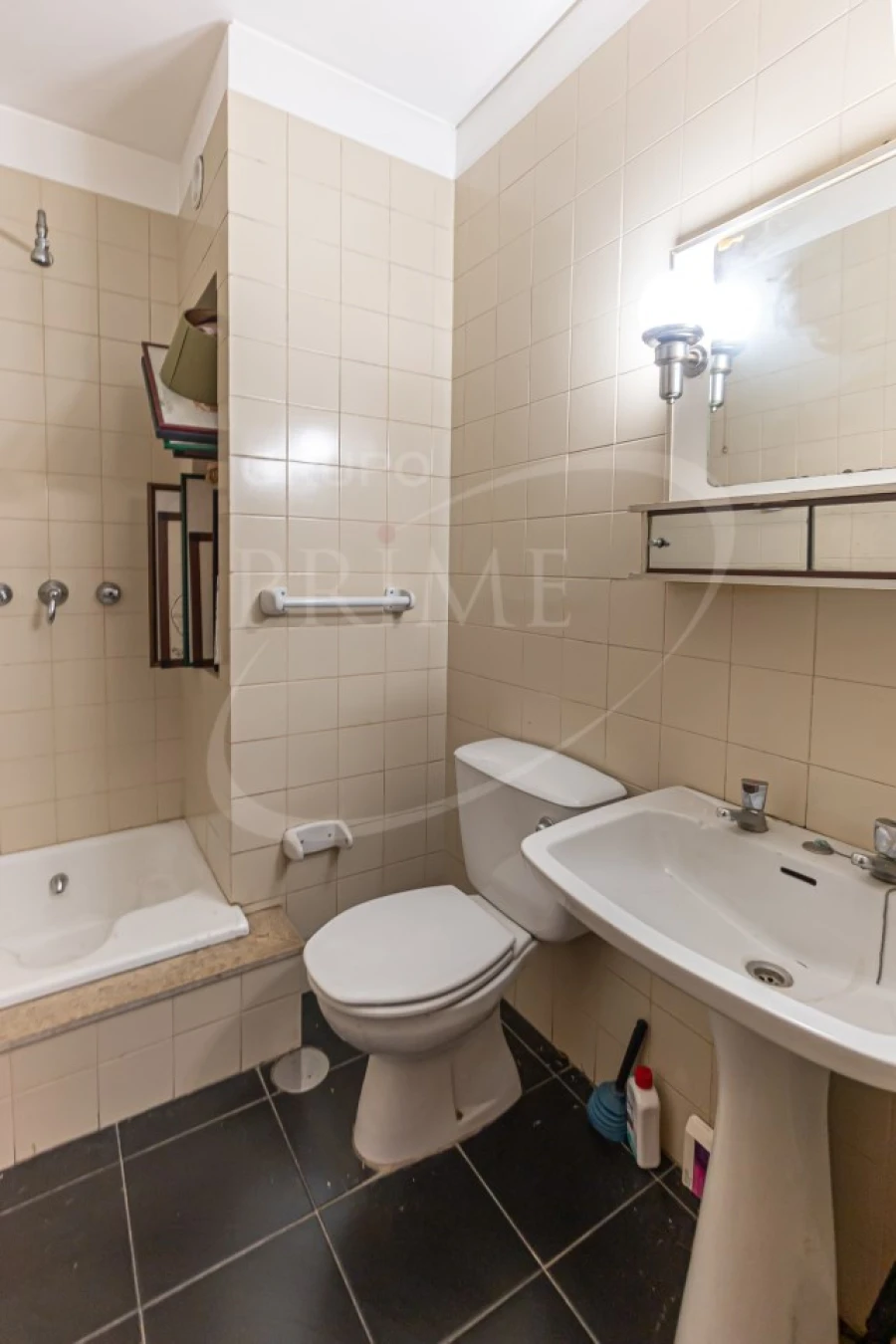 Apartamento T4 para Venda em Ramalde Foto 8