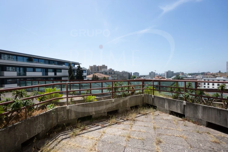Apartamento T4 para Venda em Ramalde Foto 21