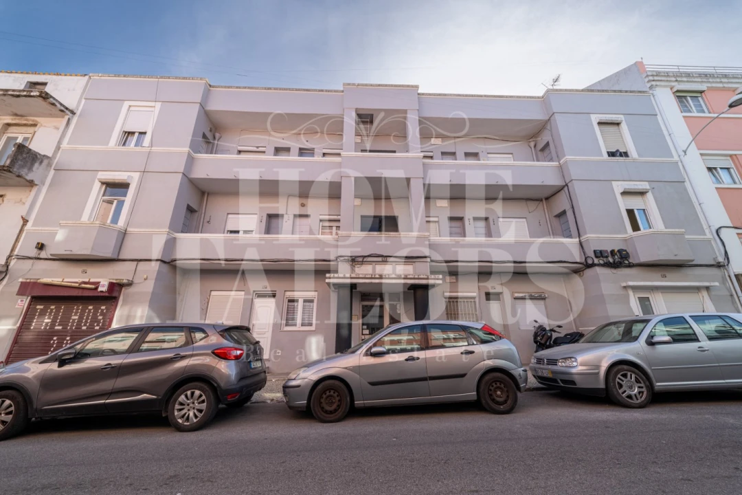 Apartamento T1 para Arrendamento em Beato Foto 15