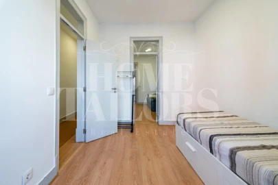Apartamento T1 para Arrendamento em Beato