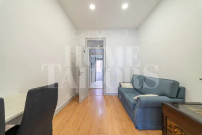 Apartamento T1 para Arrendamento em Beato