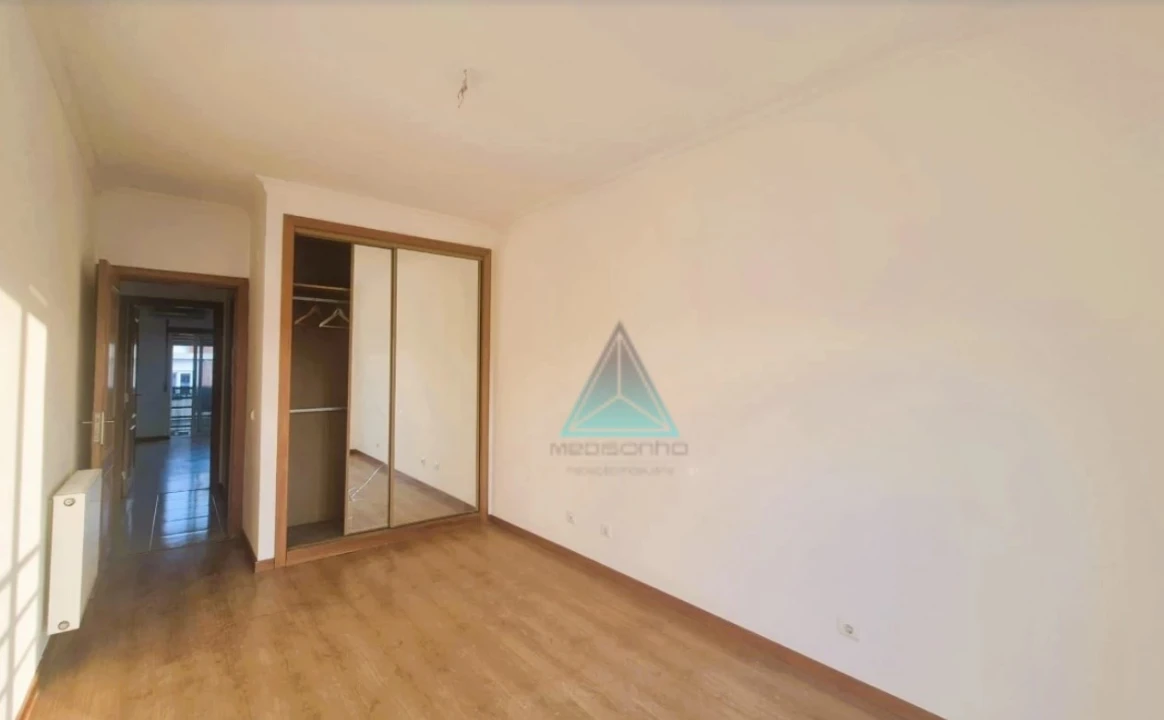 Apartamento T2 para Venda em Laranjeiro e Feijó Foto 8