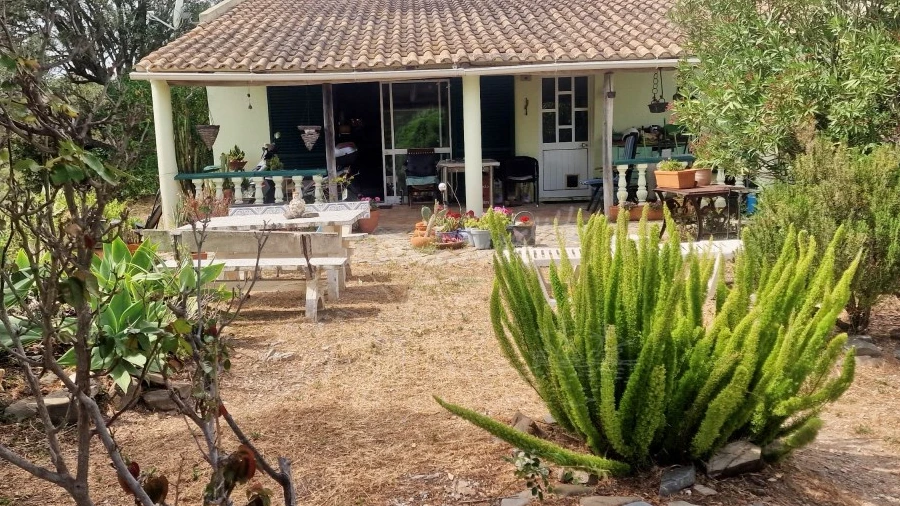 Quinta T2 para Venda em Santa Catarina da Fonte do Bispo