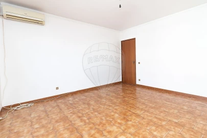 Apartamento T3 para Venda em Samora Correia
