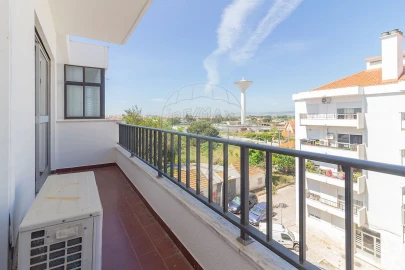 Apartamento T3 para Venda em Samora Correia