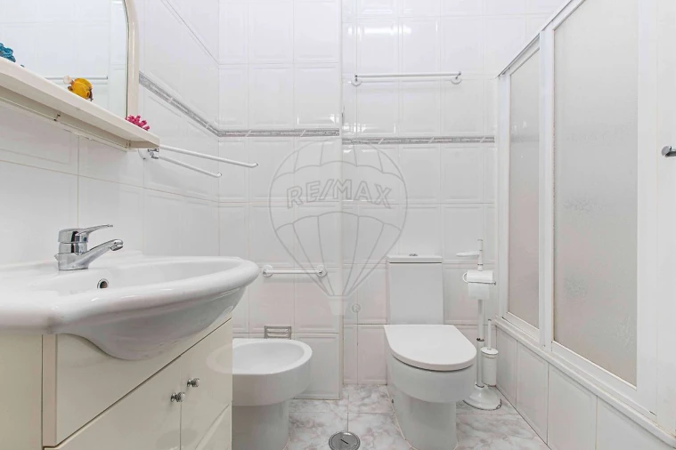 Apartamento T1 para Venda em Vila Franca de Xira Foto 8