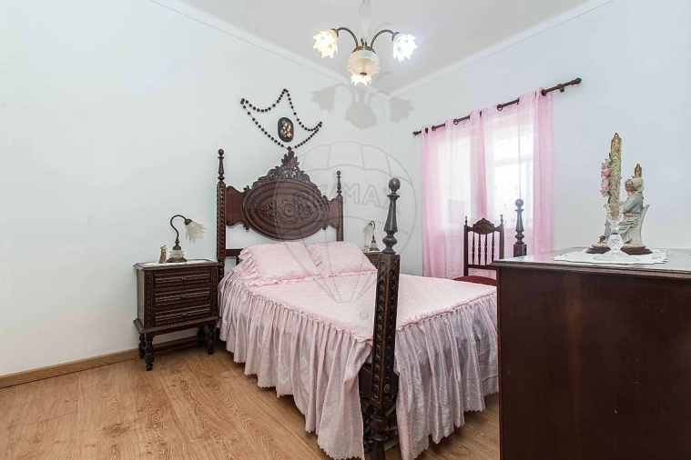 Apartamento T1 para Venda em Vila Franca de Xira Foto 2