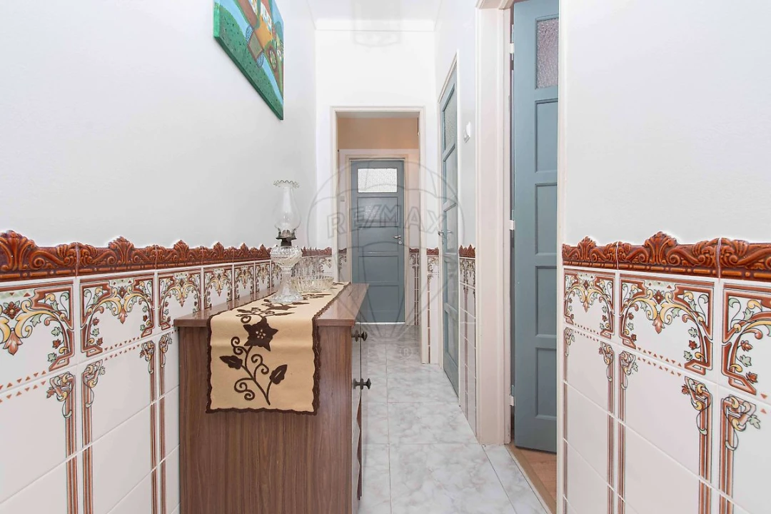 Apartamento T1 para Venda em Vila Franca de Xira Foto 16