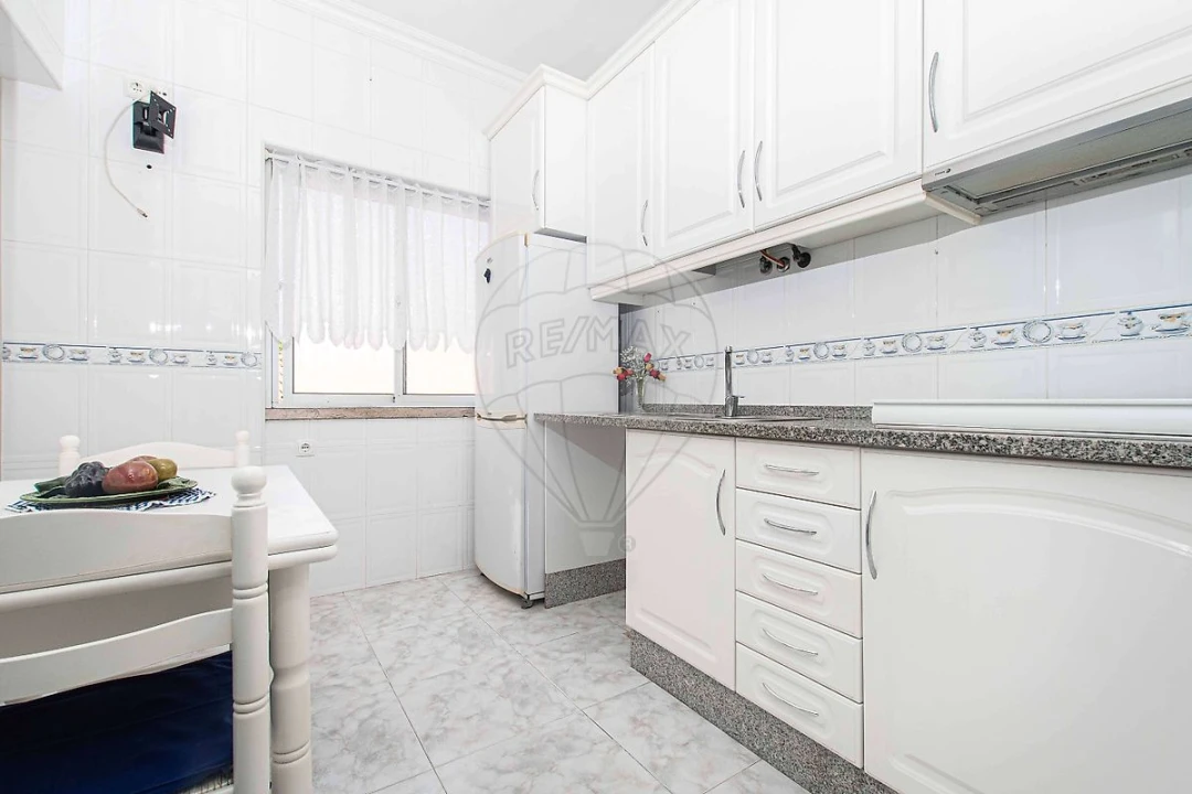 Apartamento T1 para Venda em Vila Franca de Xira Foto 20