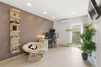 Apartamento T2 para Venda em Algueirão-Mem Martins