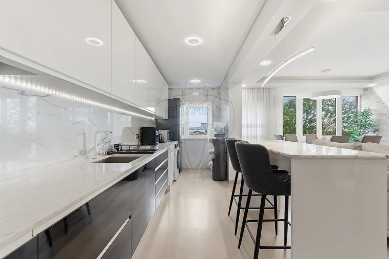 Apartamento T2 para Venda em Algueirão-Mem Martins Foto 20