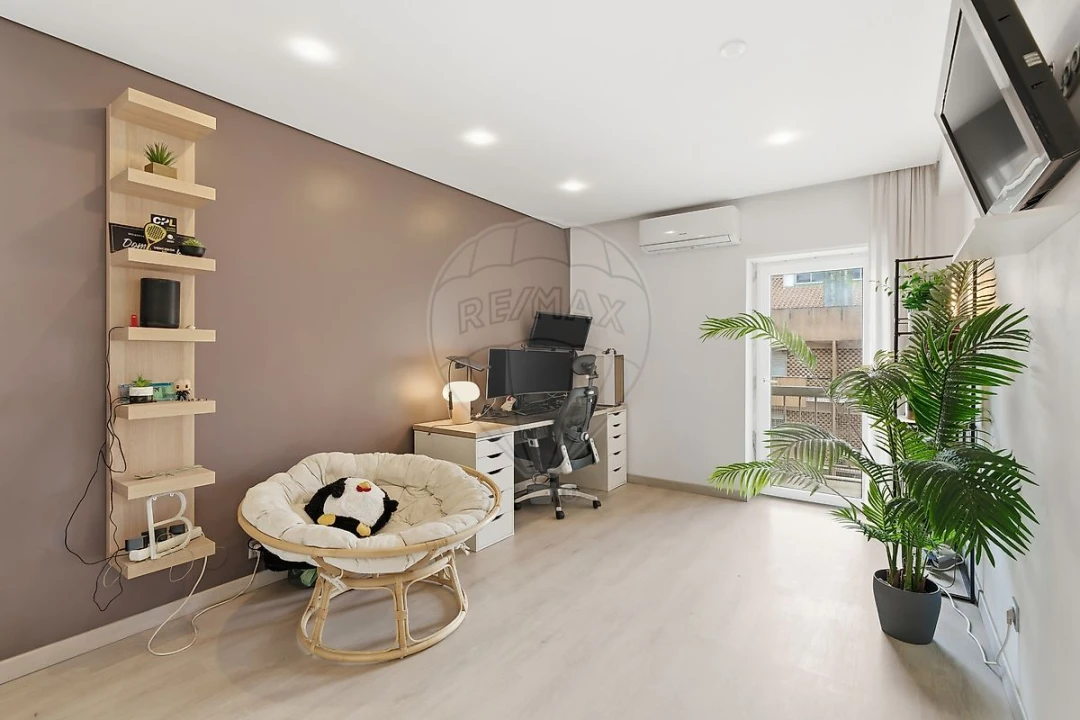 Apartamento T2 para Venda em Algueirão-Mem Martins Foto 21
