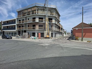 Apartamento T3 para Venda em Almeirim