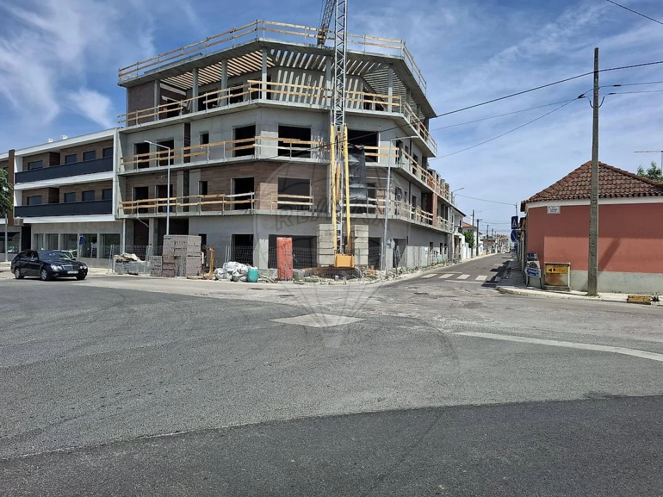 Apartamento T3 para Venda em Almeirim Foto 21