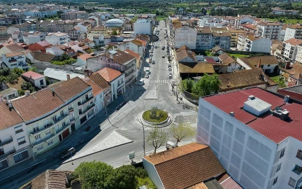 Loja para Venda em Cartaxo e Vale da Pinta