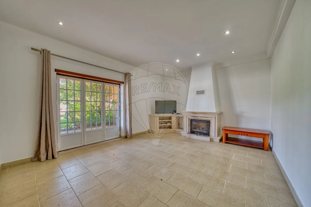 Moradia T5 para Venda em São João da Ribeira e Ribeira de São João Foto 30