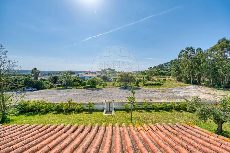 Moradia T5 para Venda em São João da Ribeira e Ribeira de São João Foto 11