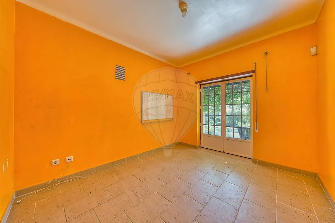 Moradia T5 para Venda em São João da Ribeira e Ribeira de São João Foto 28