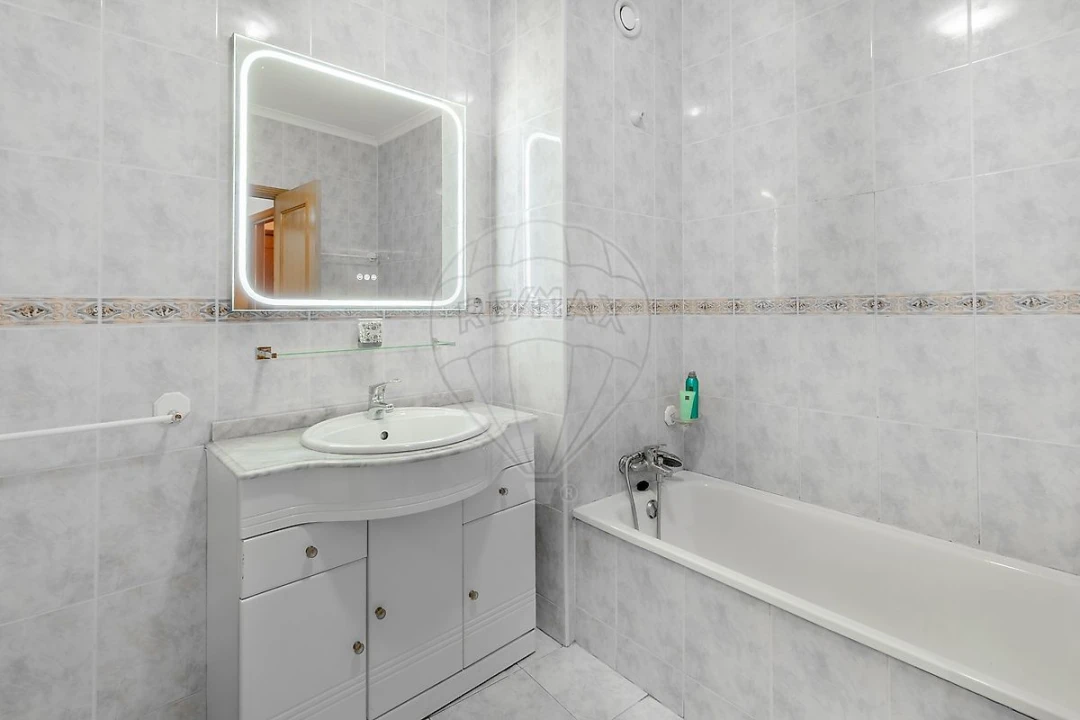 Apartamento T2 para Venda em Pedroso e Seixezelo Foto 19