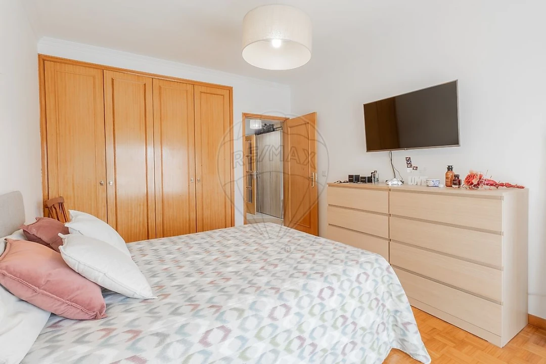 Apartamento T2 para Venda em Pedroso e Seixezelo Foto 11