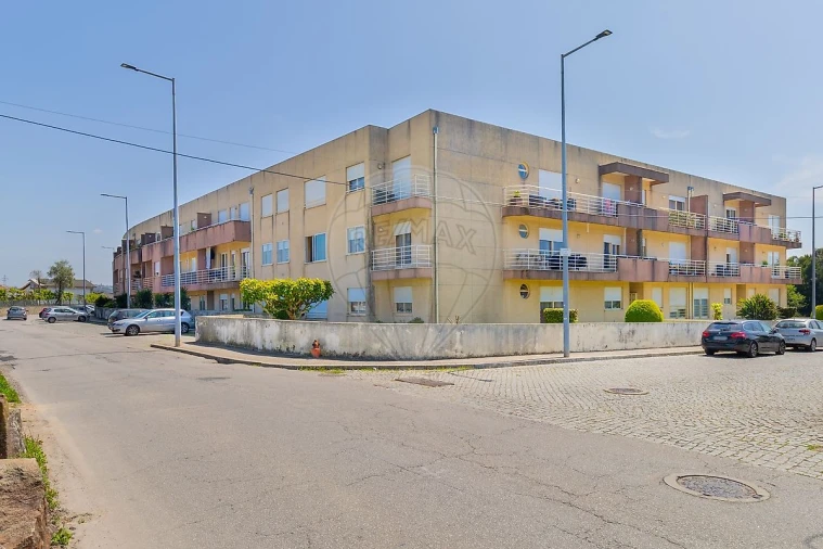 Apartamento T2 para Venda em Pedroso e Seixezelo Foto 25