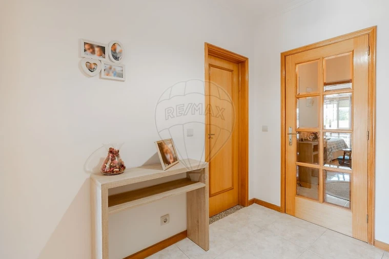 Apartamento T2 para Venda em Pedroso e Seixezelo Foto 7