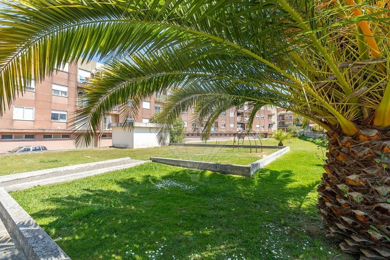 Apartamento T2 para Venda em Pedroso e Seixezelo Foto 24