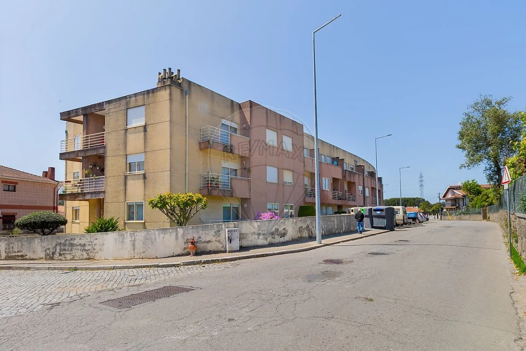 Apartamento T2 para Venda em Pedroso e Seixezelo Foto 26