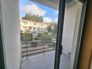Apartamento T2 para Arrendamento em Pedroso e Seixezelo