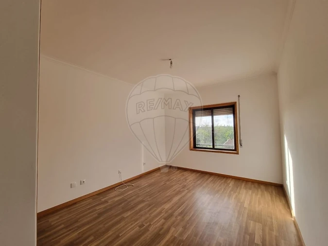 Apartamento T2 para Arrendamento em Pedroso e Seixezelo Foto 6