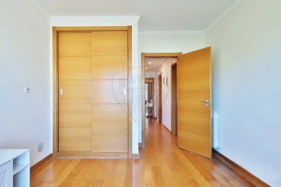 Apartamento T3 para Venda em São Domingos de Rana