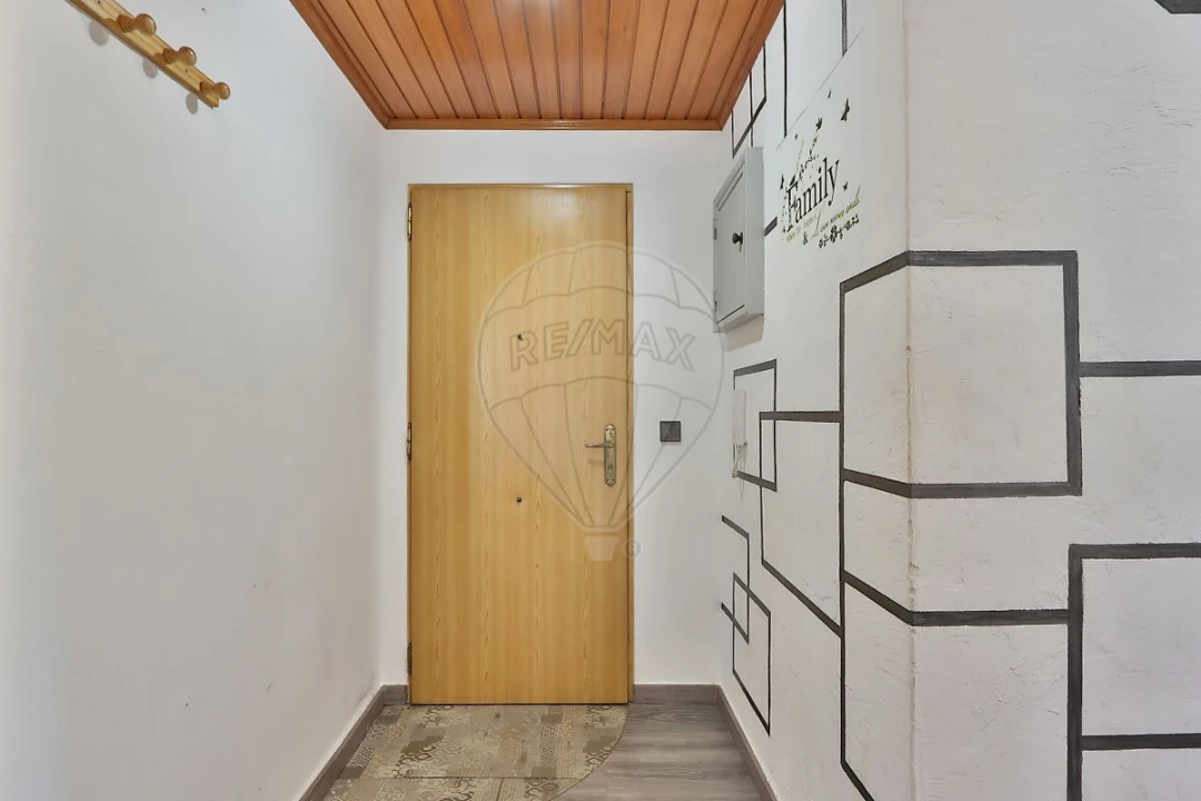 Apartamento T2 para Venda em Cacém e São Marcos Foto 3