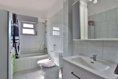 Apartamento T2 para Venda em Cacém e São Marcos