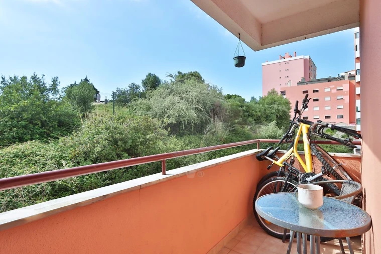 Apartamento T2 para Venda em Cacém e São Marcos Foto 4