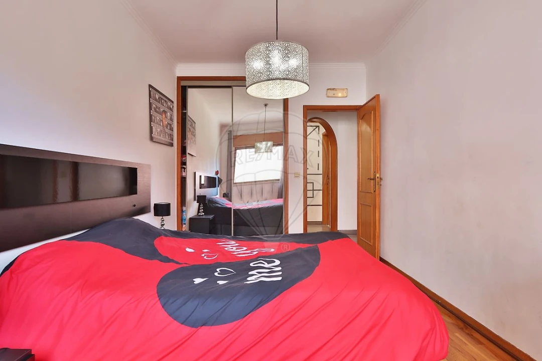 Apartamento T2 para Venda em Cacém e São Marcos Foto 17